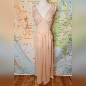 1940s/50s Rogers Run-Proof Peach Negligee With Lace Detailing Size 32